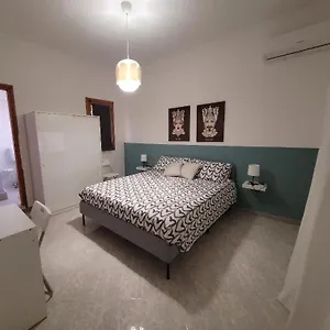 https://casa-makira.palermohotels.org